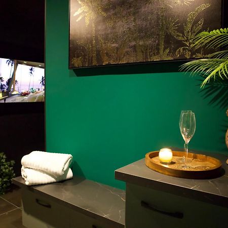 Sejour Detente A Saint-Omer - Jacuzzi Prive, Terrasse, Centre-Ville Et Parking Gratuit Exteriör bild